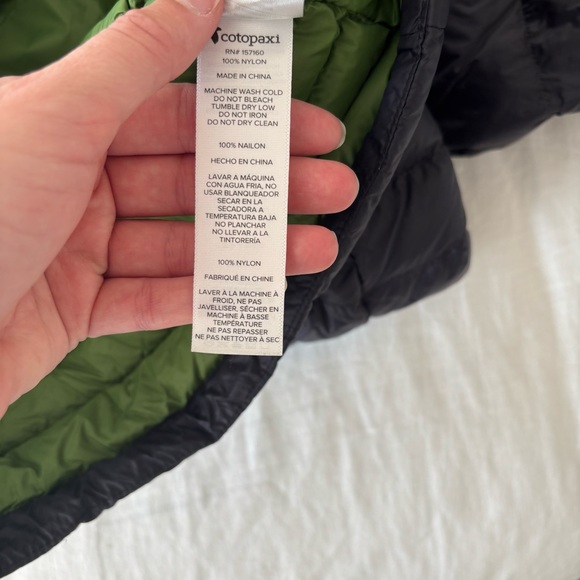 NWOT Cotopaxi Fuego Down Hooded Jacket - Picture 7 of 9